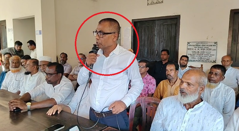 ইউনিয়ন পরিষদ কার্যালয়কে ব্যক্তিগত প্রতিবাদের মঞ্চ বানানোর অভিযোগ বদরুল চেয়ারম্যানের বিরুদ্ধে