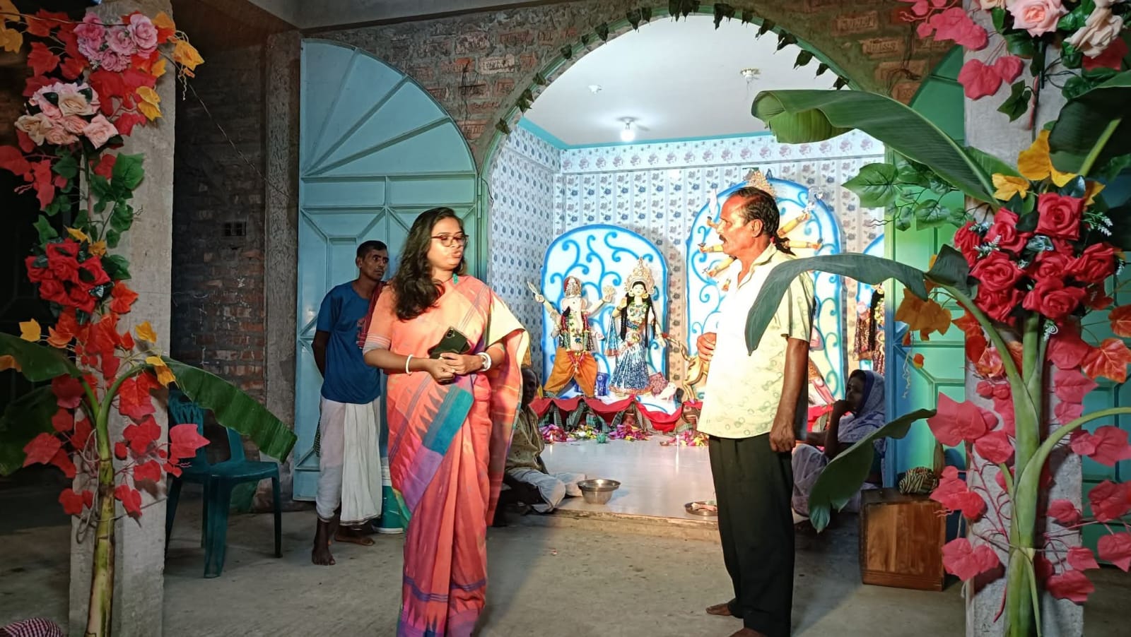 জৈন্তাপুরে ২১ পূজামণ্ডপে দুর্গোৎসব নিরাপত্তা ও সম্প্রীতি নিশ্চিতে মাঠে ইউএনও সুনন্দা রায়